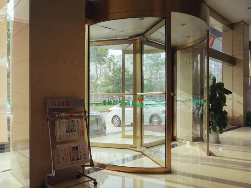 Greentree Alliance Jiangxi Nanchang Honggutan Middle Fenghuang Avenue Hotel 外观 照片