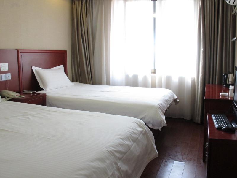 Greentree Alliance Jiangxi Nanchang Honggutan Middle Fenghuang Avenue Hotel 外观 照片