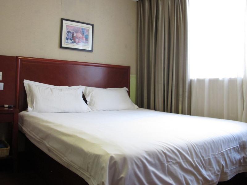 Greentree Alliance Jiangxi Nanchang Honggutan Middle Fenghuang Avenue Hotel 外观 照片