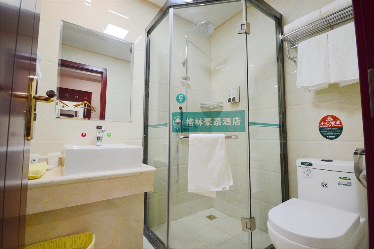 Greentree Alliance Jiangxi Nanchang Honggutan Middle Fenghuang Avenue Hotel 外观 照片