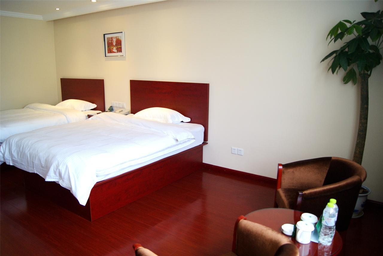 Greentree Alliance Jiangxi Nanchang Honggutan Middle Fenghuang Avenue Hotel 外观 照片