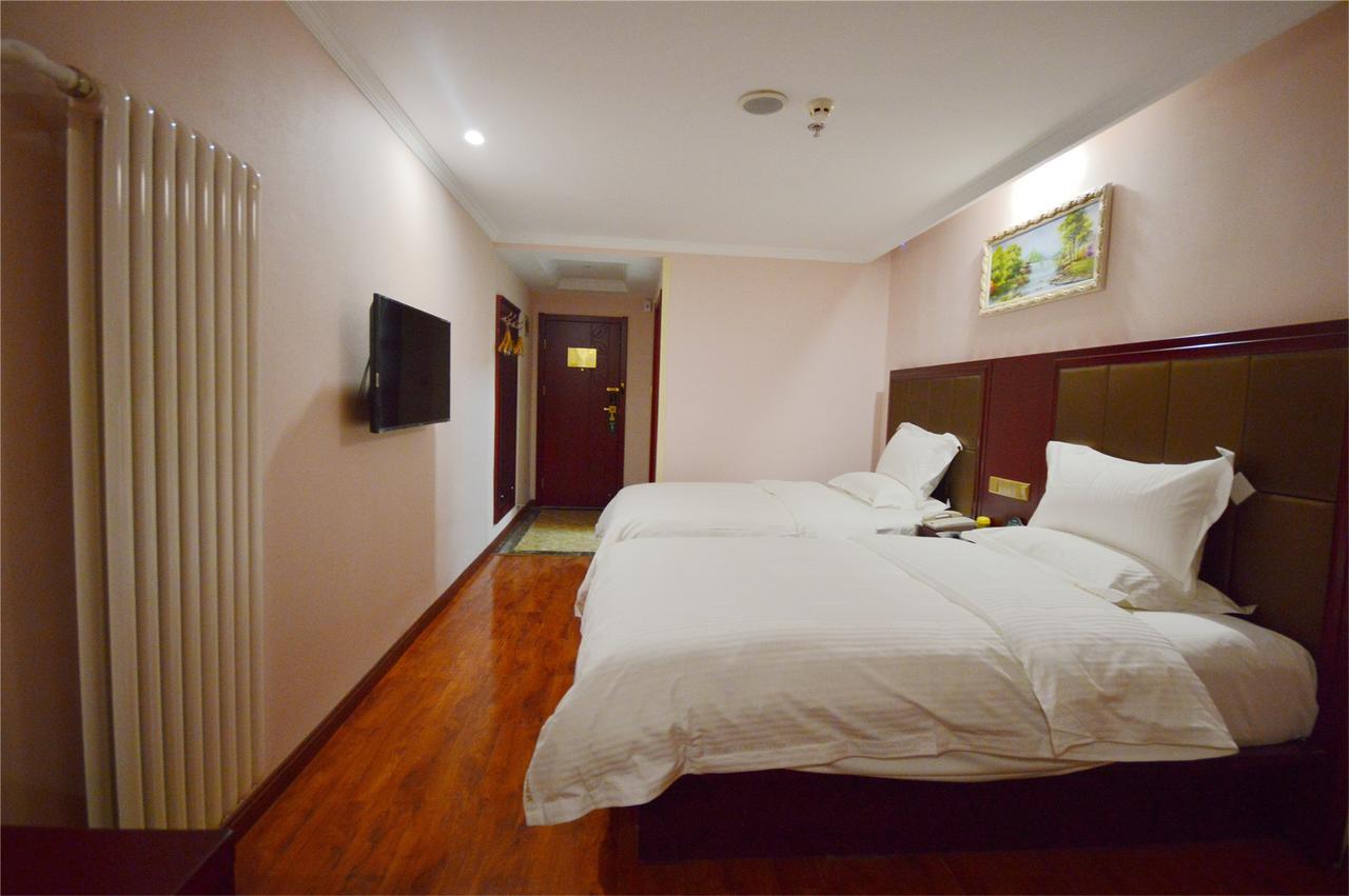 Greentree Alliance Jiangxi Nanchang Honggutan Middle Fenghuang Avenue Hotel 外观 照片