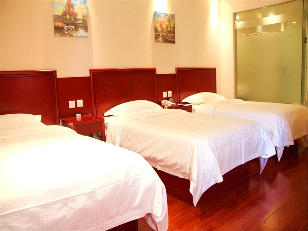 Greentree Alliance Jiangxi Nanchang Honggutan Middle Fenghuang Avenue Hotel 外观 照片