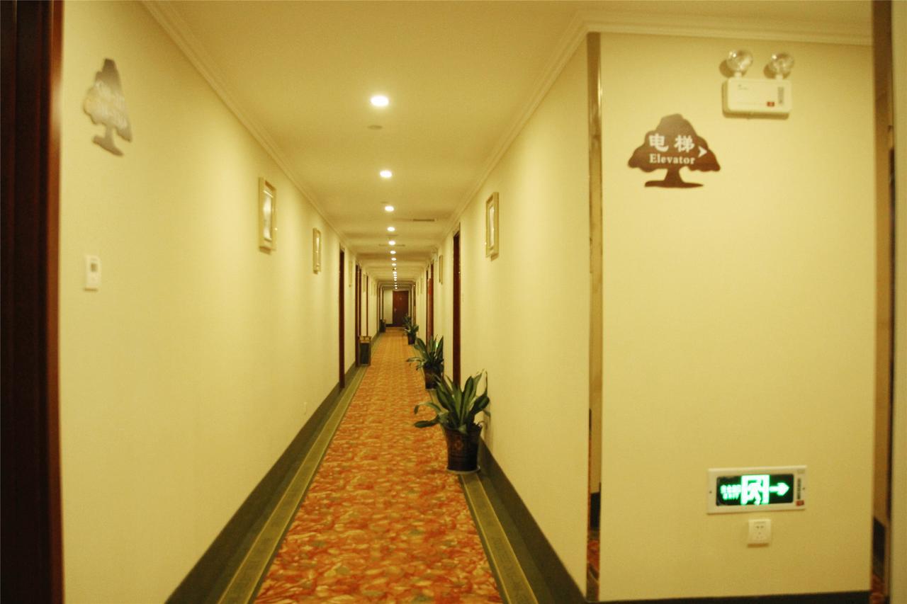 Greentree Alliance Jiangxi Nanchang Honggutan Middle Fenghuang Avenue Hotel 外观 照片
