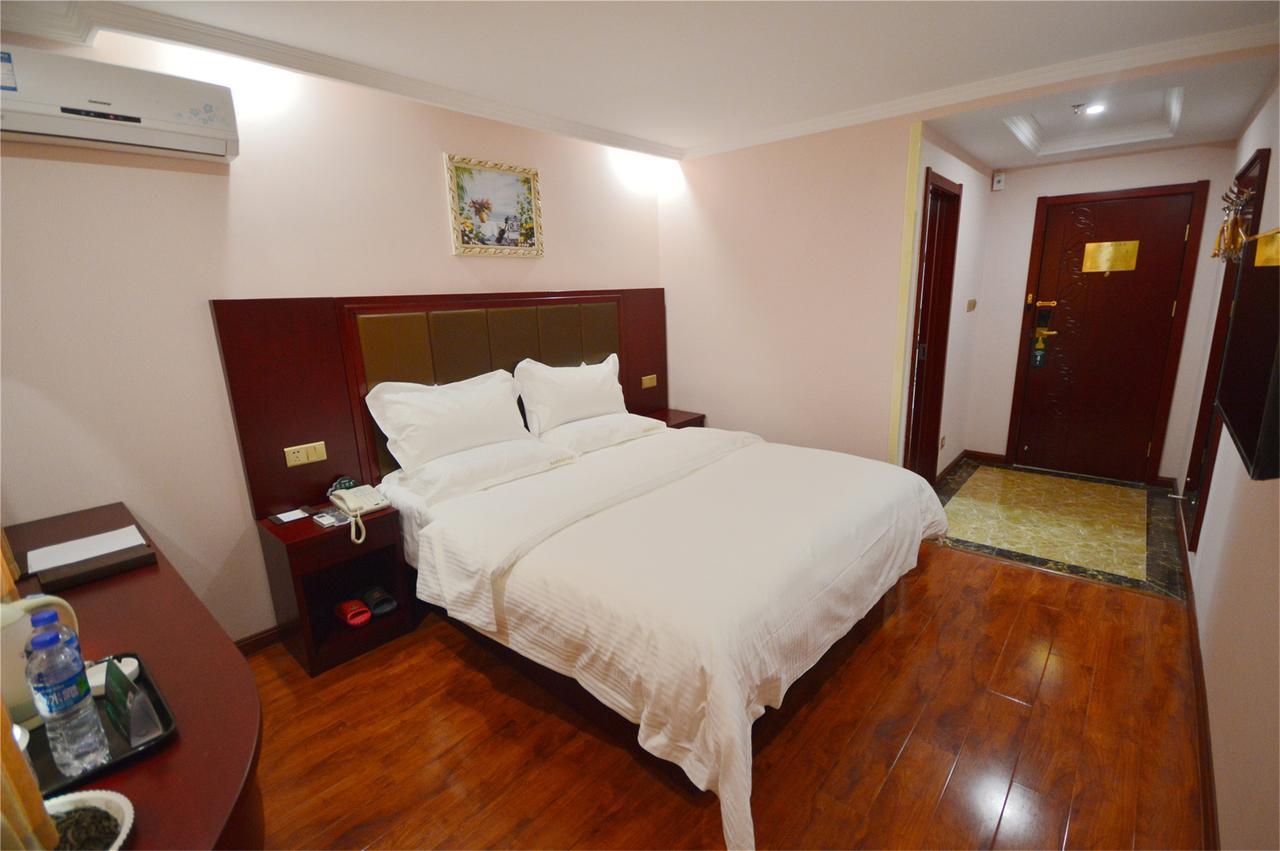 Greentree Alliance Jiangxi Nanchang Honggutan Middle Fenghuang Avenue Hotel 外观 照片