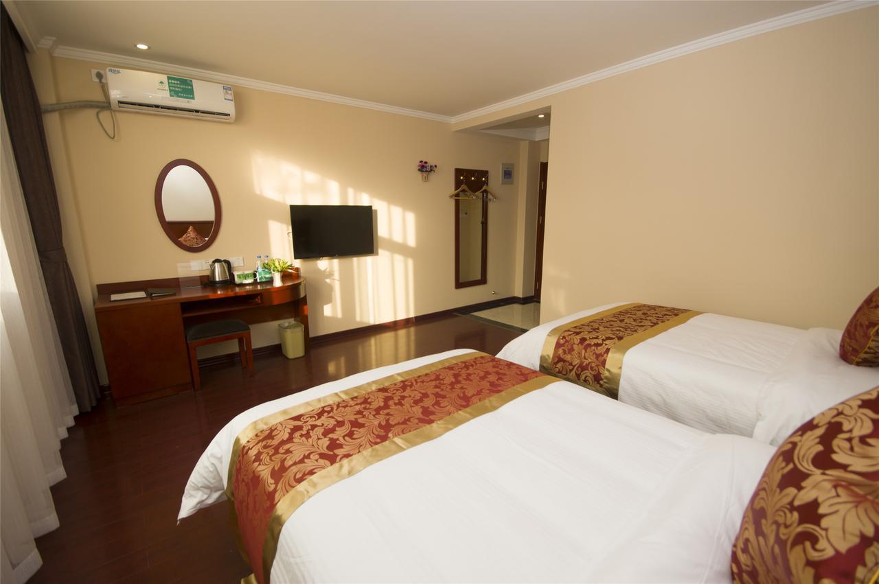 Greentree Alliance Jiangxi Nanchang Honggutan Middle Fenghuang Avenue Hotel 外观 照片