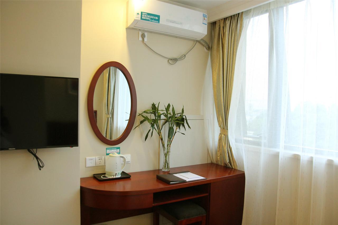 Greentree Alliance Jiangxi Nanchang Honggutan Middle Fenghuang Avenue Hotel 外观 照片