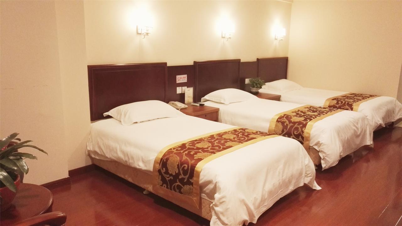 Greentree Alliance Jiangxi Nanchang Honggutan Middle Fenghuang Avenue Hotel 外观 照片